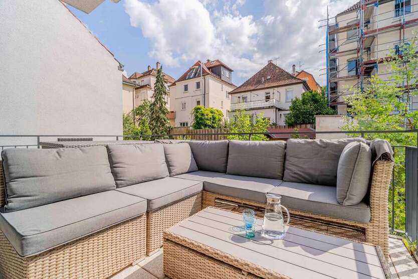 Wohnung zum Kaufen in Stuttgart 673.500 € 100.39 m²