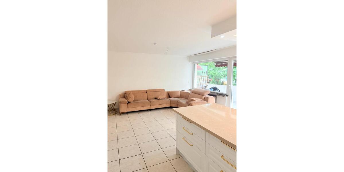 Hochparterre Stuttgart Bad Cannstatt - 3 Zimmer, 87 m&sup2;, 400.000&euro; | Angebot:27076984