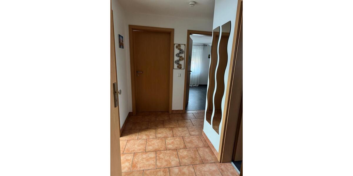 Dachgeschoßwohnung Esslingen am Neckar Oberesslingen - 2.5 Zimmer, 45 m&sup2;, 165.000&euro; | Angebot:24562275