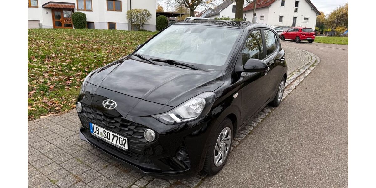 Hyundai i10 18.357 km 10.490 &euro; Möglingen 71696