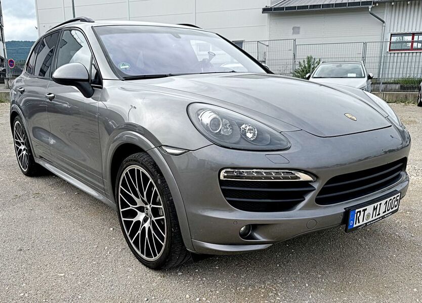 Porsche Cayenne 177.000 km 19.999 € Metzingen 72555