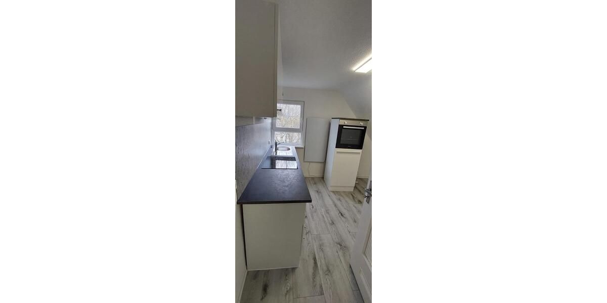 Dachgeschoßwohnung Weil der Stadt - 3 Zimmer, 60 m&sup2;, 650&euro; | Angebot:25865132