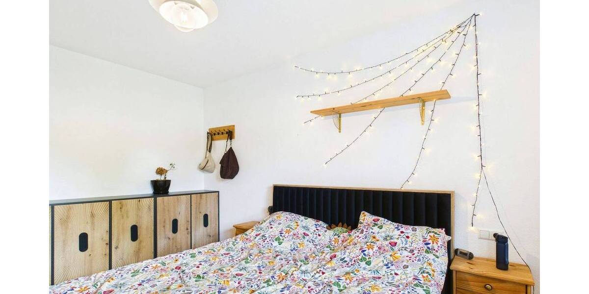 Etagenwohnung Leonberg - 3 Zimmer, 93 m&sup2;, 349.000&euro; | Angebot:26879142