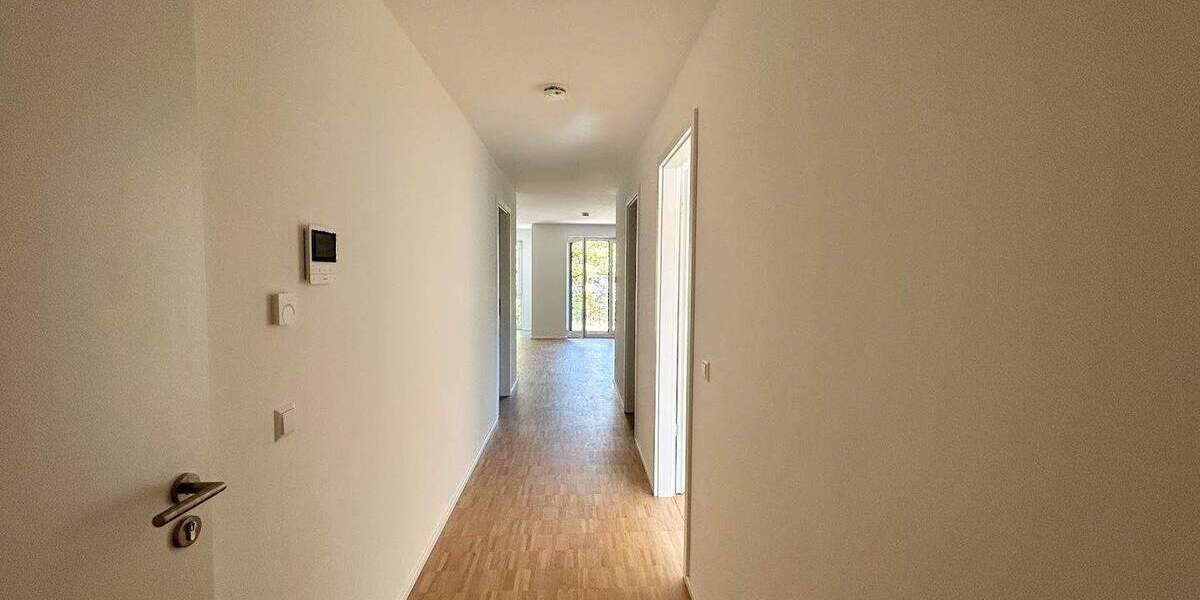Etagenwohnung Stuttgart Untertürkheim - 2 Zimmer, 64 m&sup2;, 1.150&euro; | Angebot:24111949
