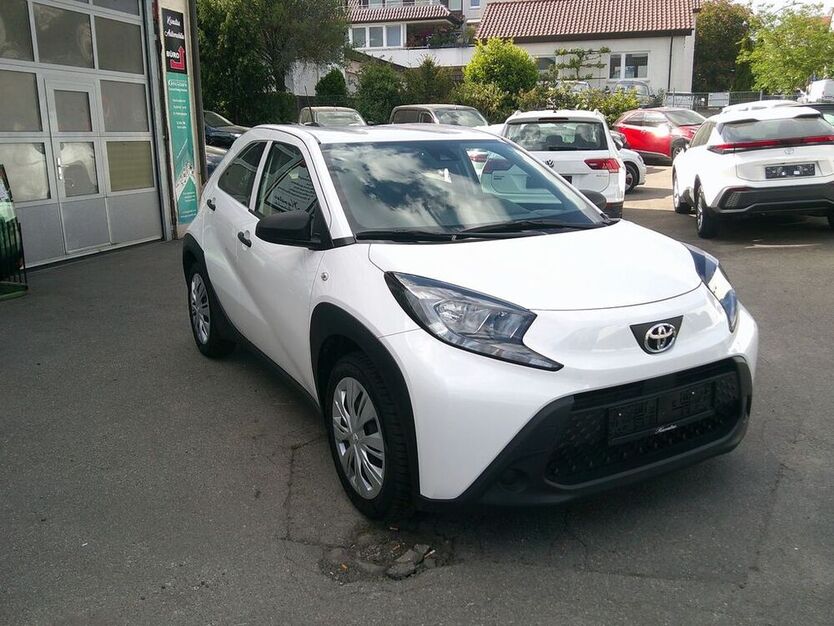 Aygo (X)
