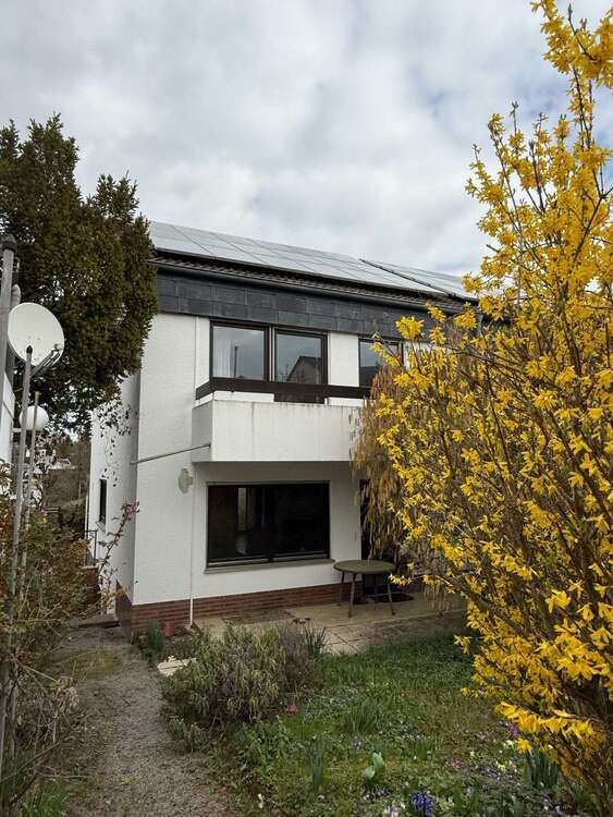 Haus zum Kaufen in Schwieberdingen 565.000 € 150 m²