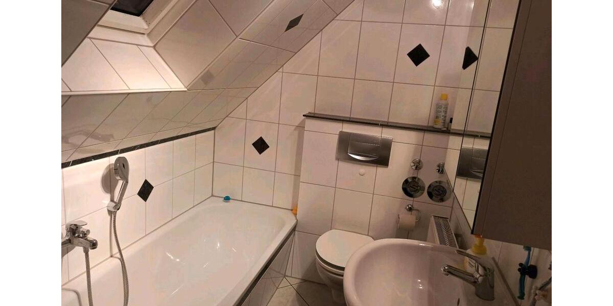Einfamilienhaus Pliezhausen - 7 Zimmer, 130 m&sup2;, 560.000&euro; | Angebot:25178215