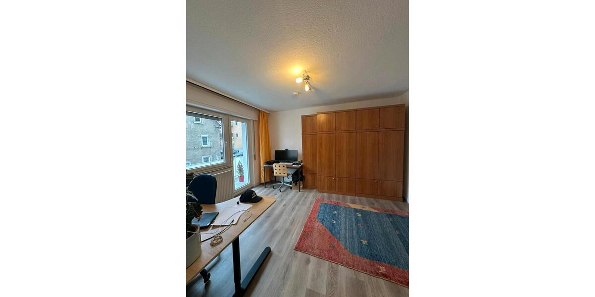 Etagenwohnung Stuttgart Stuttgart-Ost - 3 Zimmer, 76 m&sup2;, 1.350&euro; | Angebot:25931275