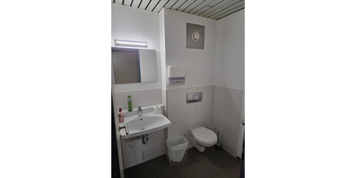 Gewerbeobjekt Leinfelden-Echterdingen Echterdingen - 1.700&euro; | Angebot:24571060