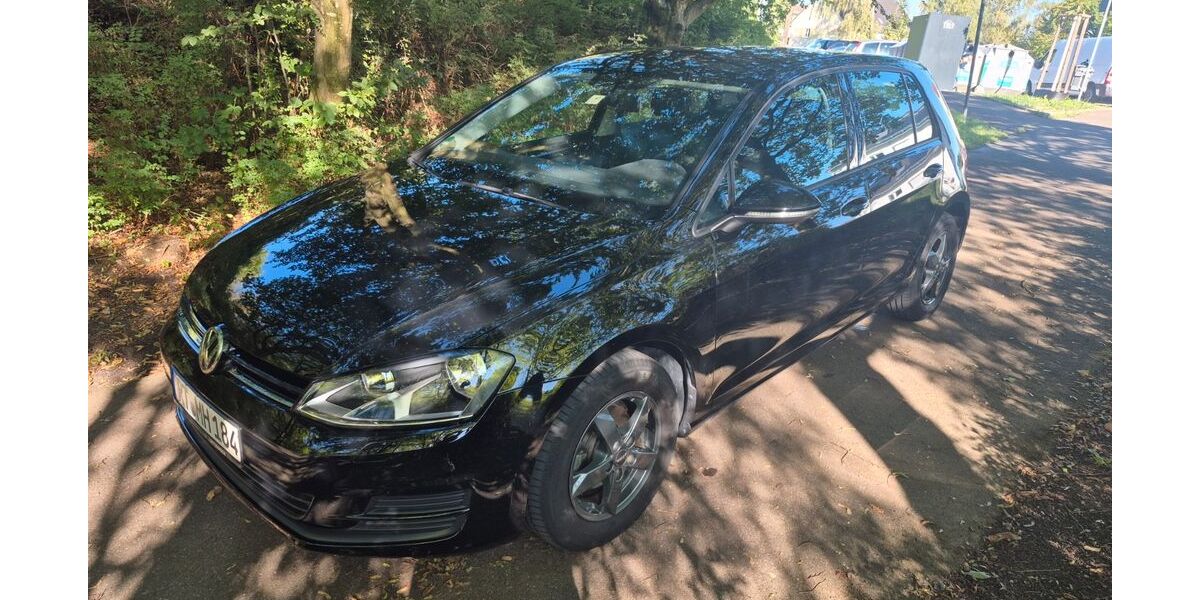 VW Golf 19.000 km 11.500 &euro; Reutlingen 72766