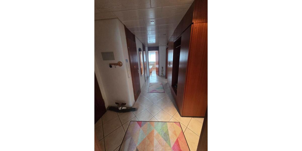 Etagenwohnung Böblingen - 3.5 Zimmer, 85 m&sup2;, 325.000&euro; | Angebot:26640422