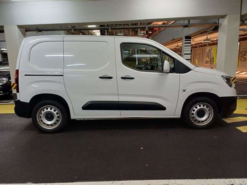 Opel Combo 105.000 km 11.250 € Esslingen am Neckar 73733