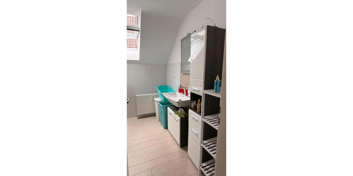 Etagenwohnung Wildberg - 3 Zimmer, 90 m&sup2;, 1.100&euro; | Angebot:25768036