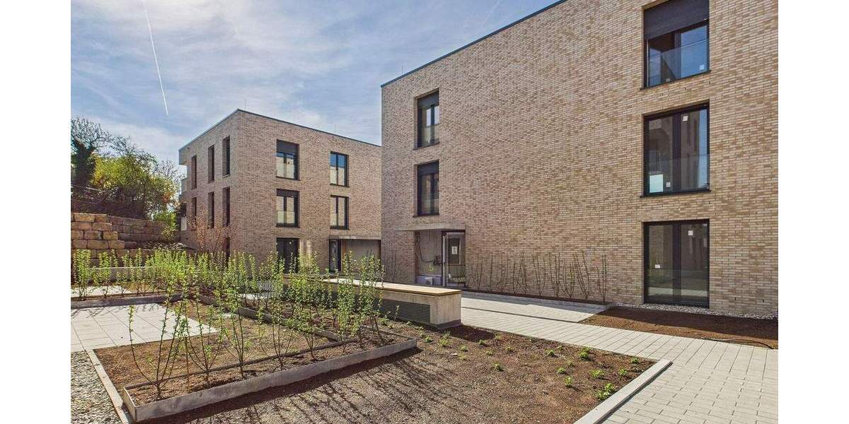 Etagenwohnung Sindelfingen Ost - 2 Zimmer, 71 m&sup2;, 1.330&euro; | Angebot:23222152