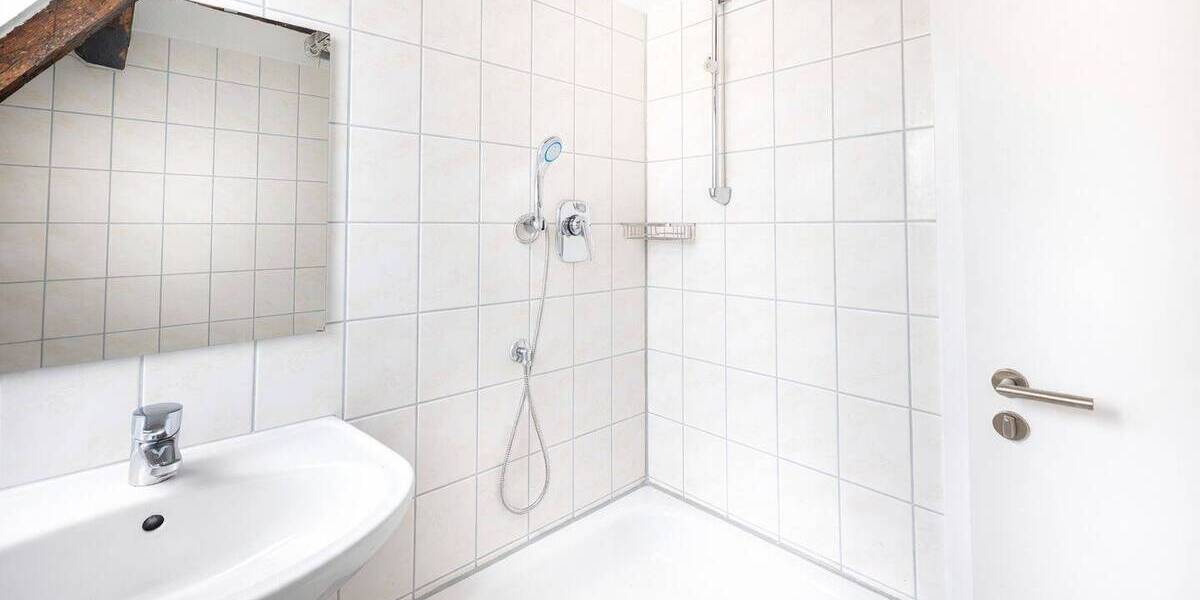 Doppelhaushälfte Stuttgart - Degerloch Degerloch - 6 Zimmer, 97 m&sup2;, 350.000&euro; | Angebot:26569595