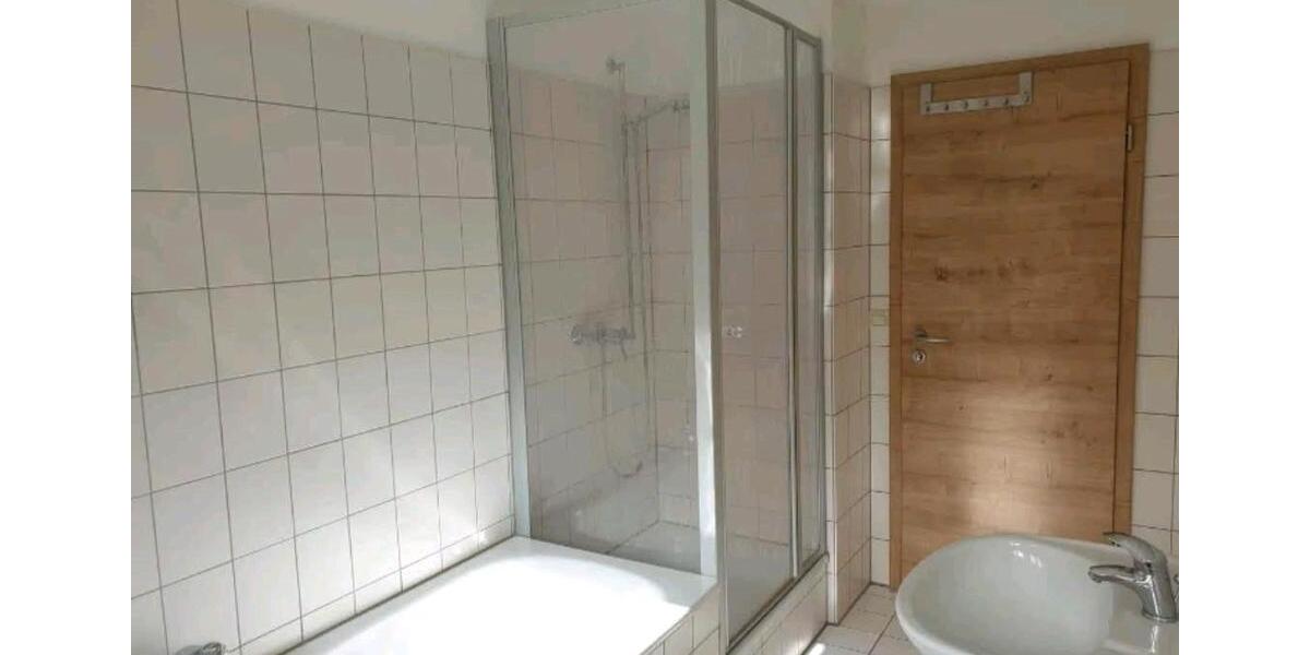 Dachgeschoßwohnung Rottenburg am Neckar - 2 Zimmer, 65 m&sup2;, 255.000&euro; | Angebot:27533983
