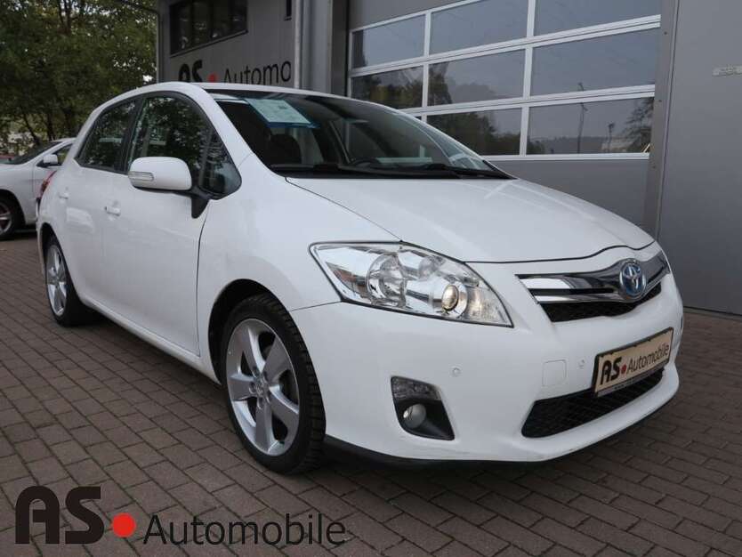 Toyota Auris 175.000 km 6.790 € Stuttgart 70329