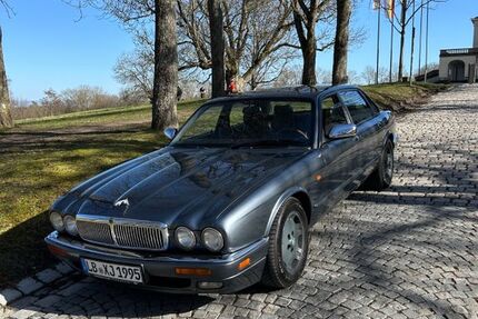 Jaguar XJ6 247.310 km 3.900 &euro; Gerlingen 70839