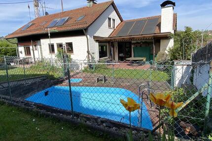 Familientraum: 8-Zimmer-Refugium mit großem Garten und Pool