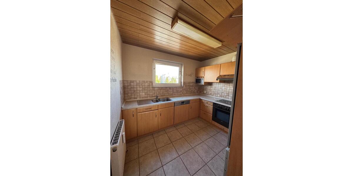 Etagenwohnung Böblingen Dagersheim - 3 Zimmer, 90 m&sup2;, 1.200&euro; | Angebot:27583874