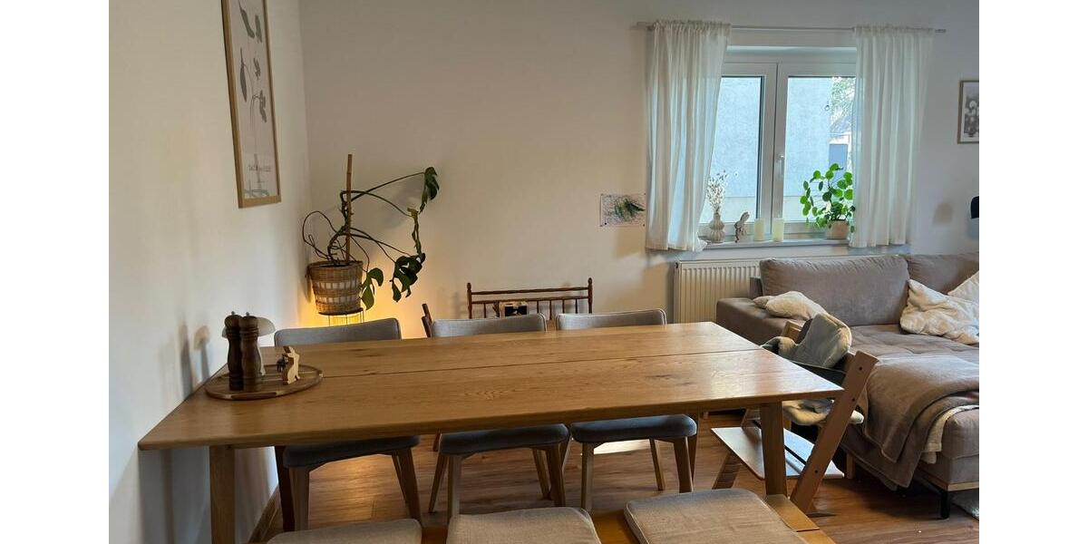 Erdgeschoßwohnung Esslingen am Neckar Brühl - 4 Zimmer, 97 m&sup2;, 1.300&euro; | Angebot:25862059