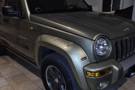 Jeep Cherokee 212.000 km 4.590 &euro; Stuttgart 70565