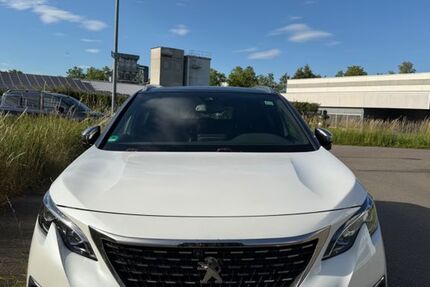 Peugeot 5008 85.000 km 21.400 &euro; Frickenhausen 72636