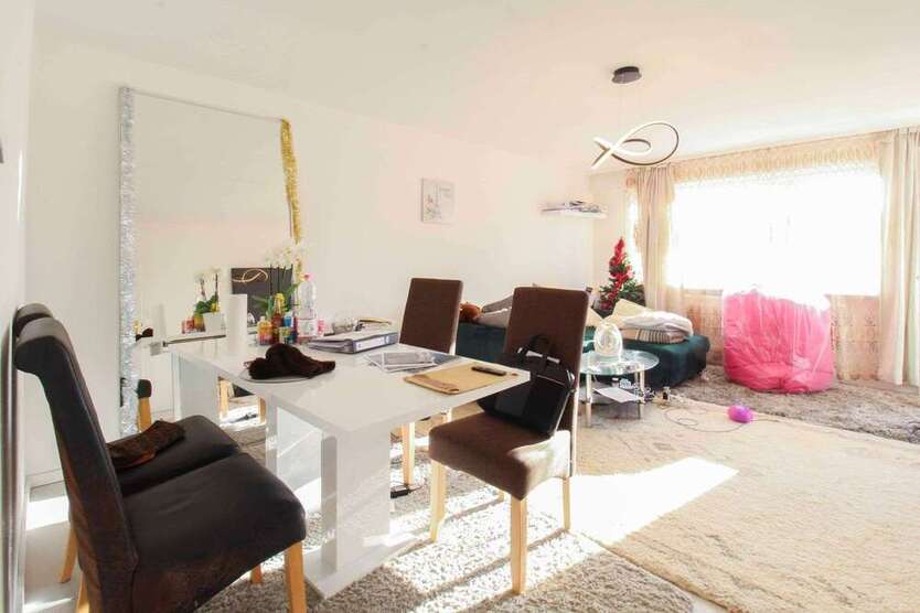Wohnung zum Kaufen in Waiblingen 220.000 € 57.09 m²