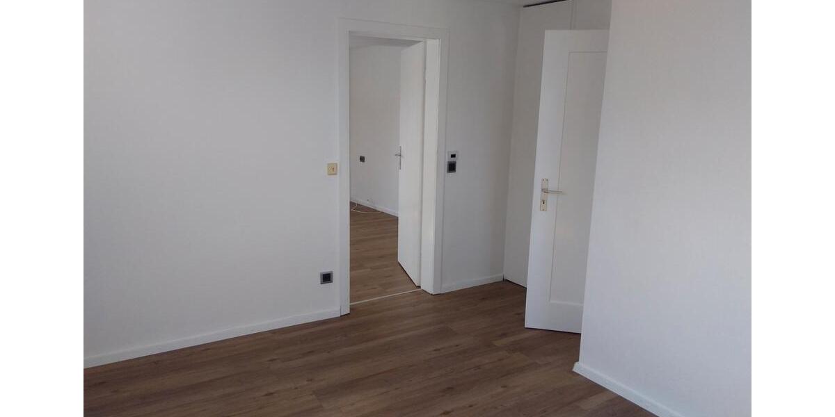 Etagenwohnung Stuttgart Neuwirtshaus - 2 Zimmer, 34 m&sup2;, 119.000&euro; | Angebot:26846747