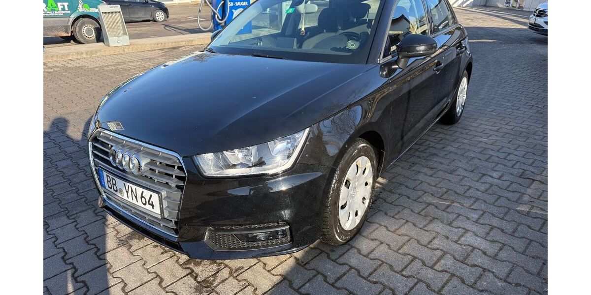 Audi A1 90.000 km 12.600 &euro; Gechingen 75391