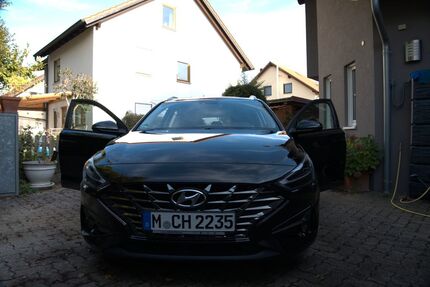 Hyundai i30 81.000 km 17.500 &euro; Wiernsheim 75446