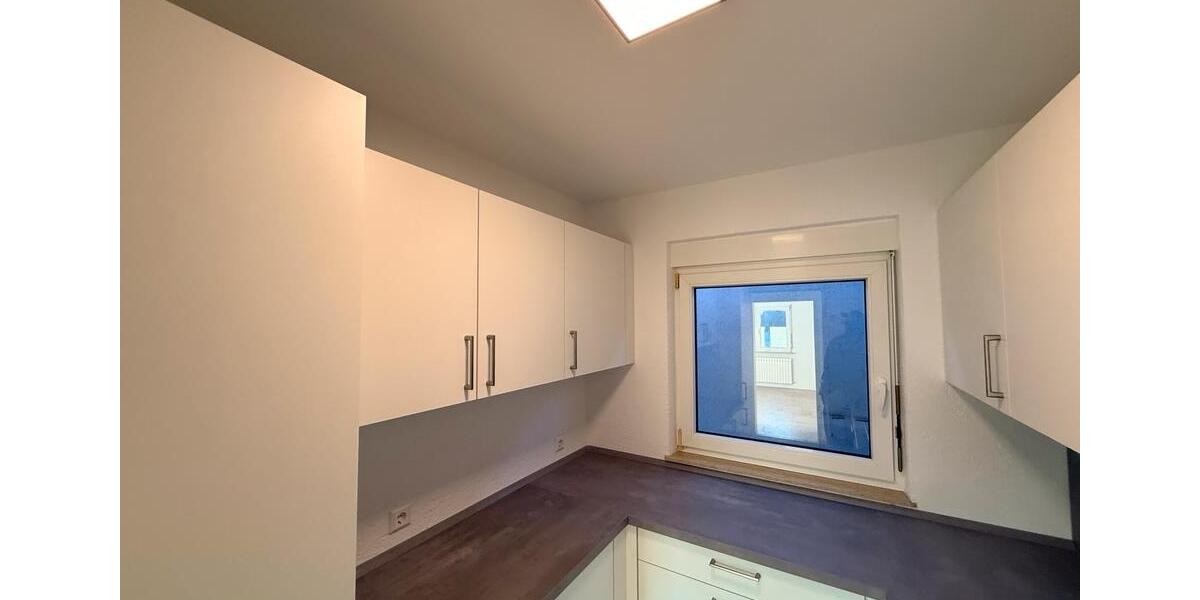 Etagenwohnung Ludwigsburg Hoheneck - 3 Zimmer, 75 m&sup2;, 600&euro; | Angebot:25342638