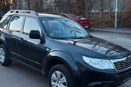 Subaru Forester 172.500 km 9.999 &euro; Böblingen 71032
