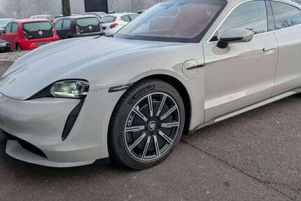 Porsche Taycan 70.000 km 67.999 &euro; Reutlingen 72766
