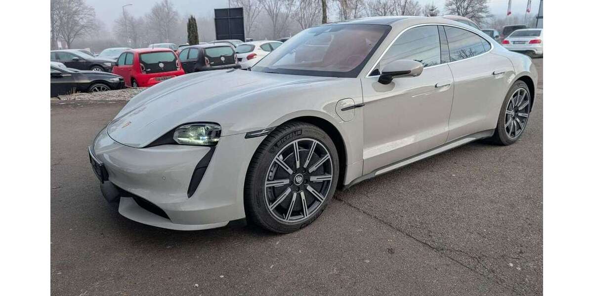 Porsche Taycan 70.000 km 67.999 &euro; Reutlingen 72766
