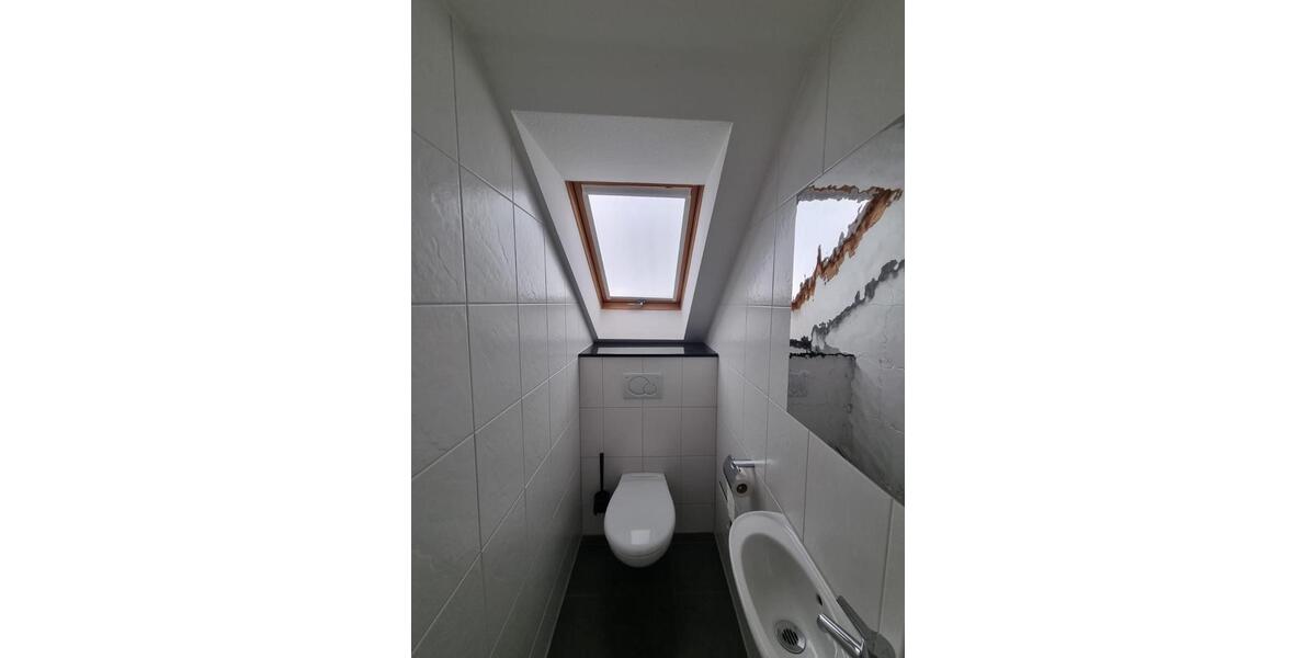Dachgeschoßwohnung Denkendorf - 3.5 Zimmer, 95 m&sup2;, 1.320&euro; | Angebot:27587633