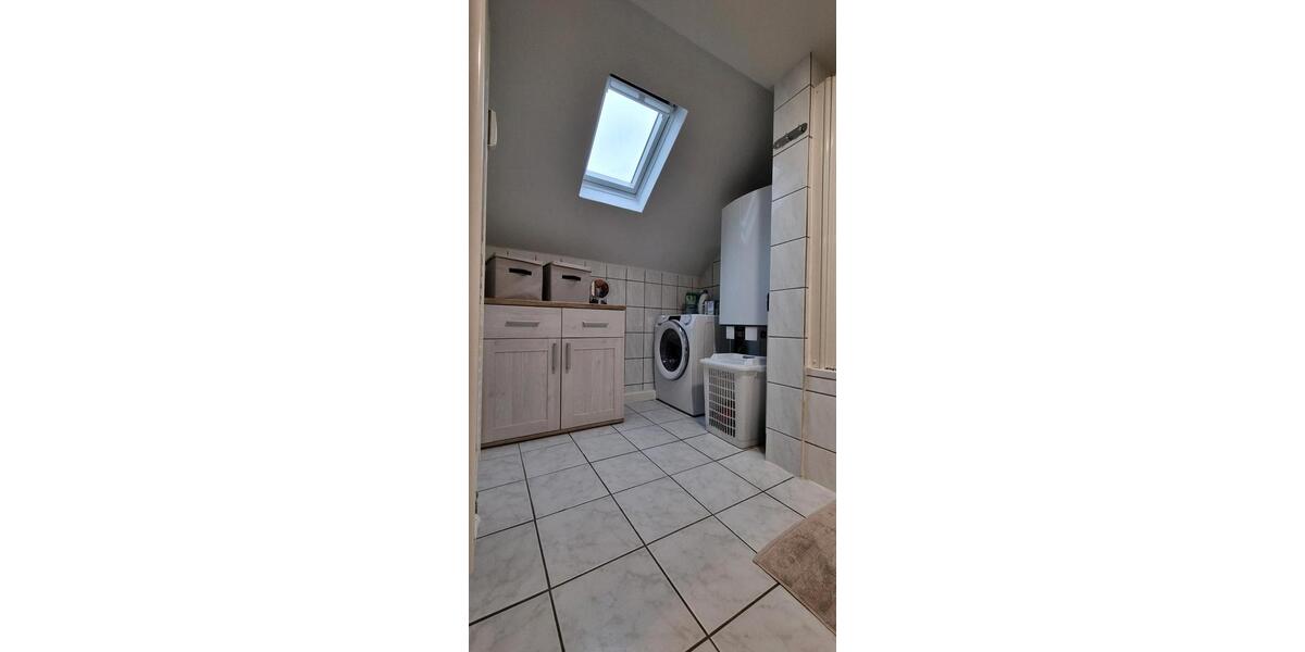 Dachgeschoßwohnung Pforzheim - 2 Zimmer, 55 m&sup2;, 176.000&euro; | Angebot:25928954