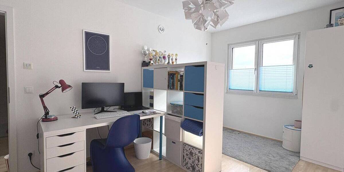 Einfamilienhaus Hemmingen - 8 Zimmer, 246 m&sup2;, 2.700&euro; | Angebot:26557187