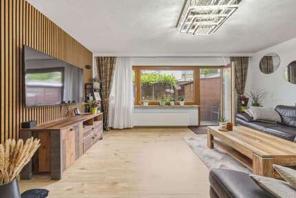 Haus Stuttgart Hedelfingen - 7 Zimmer, 125 m&sup2;, 699.000&euro; | Angebot:26854709