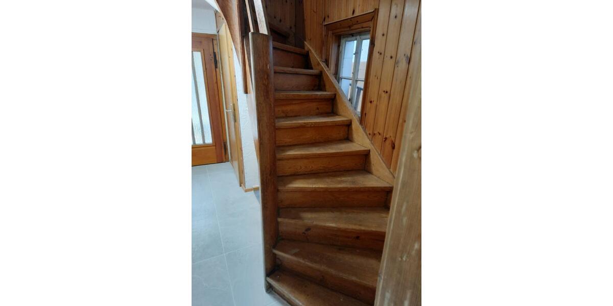 Einfamilienhaus Stuttgart Hedelfingen - 4 Zimmer, 60 m&sup2;, 1.300&euro; | Angebot:24665432