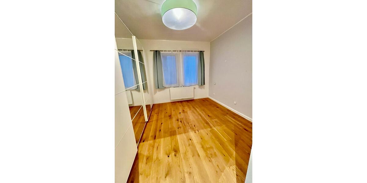 Etagenwohnung Stuttgart Stuttgart-Süd - 2 Zimmer, 63 m&sup2;, 1.150&euro; | Angebot:24745316