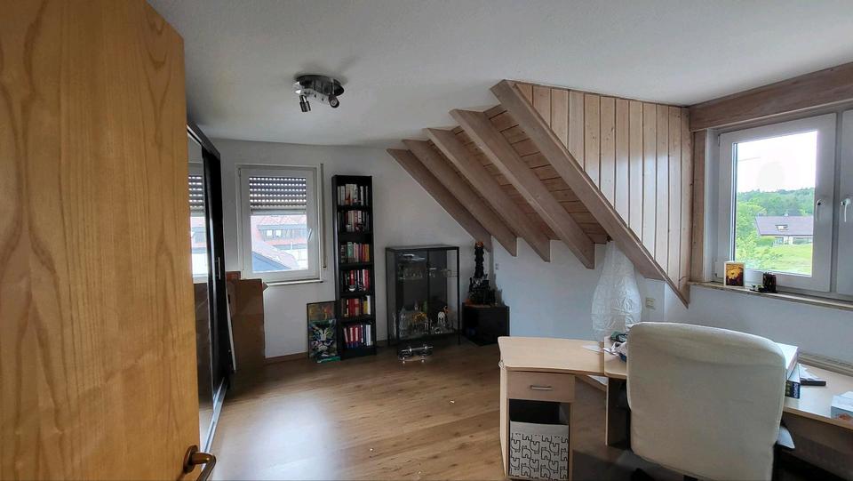 Etagenwohnung Steinenbronn - 3.5 Zimmer, 106 m&sup2;, 1.600&euro; | Angebot:26698165