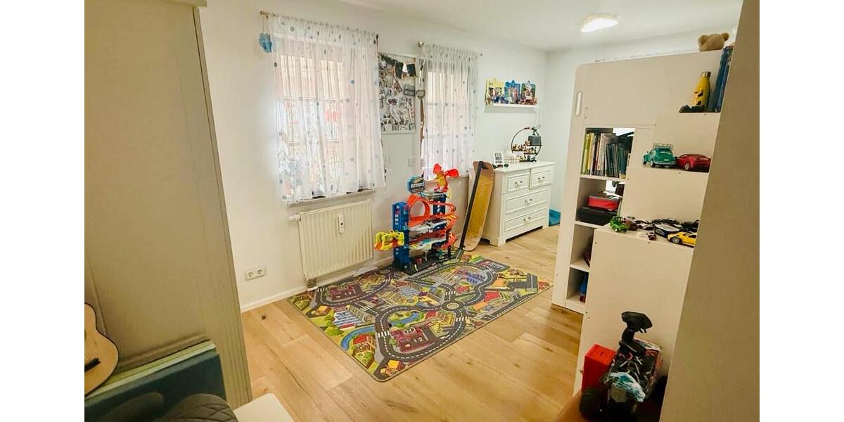Erdgeschoßwohnung Markgröningen - 4 Zimmer, 99 m&sup2;, 480.000&euro; | Angebot:26322614