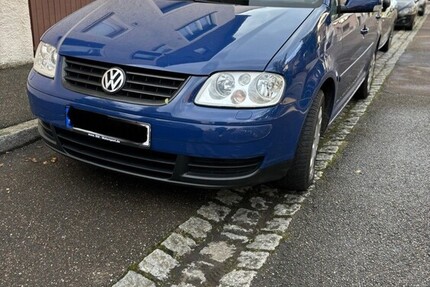 VW Touran 268.000 km 1.998 &euro; Altbach 73776