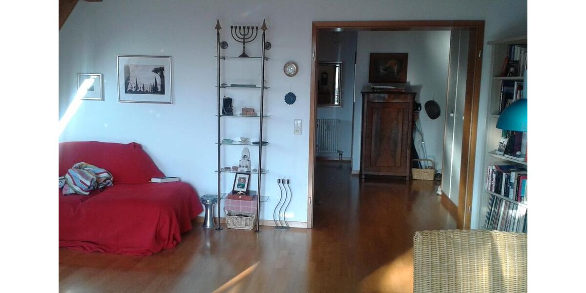 Dachgeschoßwohnung Reutlingen - 3 Zimmer, 80 m&sup2;, 1.250&euro; | Angebot:27584496