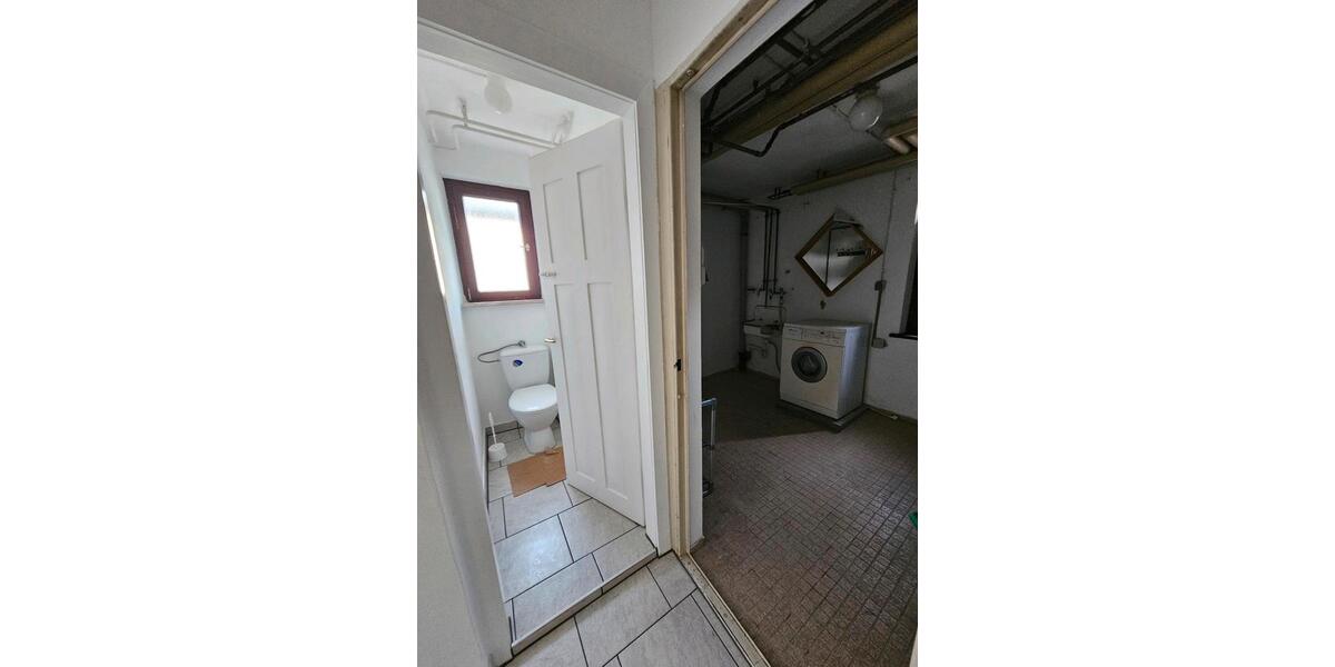 Erdgeschoßwohnung Ammerbuch - 5 Zimmer, 170 m&sup2;, 1.800&euro; | Angebot:25936825