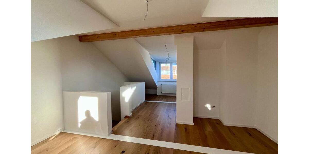 Reihenhaus Stuttgart Stuttgart-West - 4.5 Zimmer, 128 m&sup2;, 1.840&euro; | Angebot:24117388
