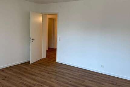 Wohnung zum Kaufen in Esslingen-Oberesslingen 295.000 € 68.23 m² 2 zimmer