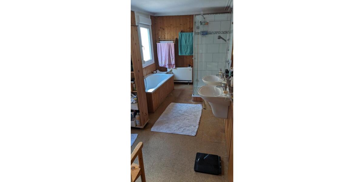 Einfamilienhaus Vaihingen an der Enz - 7 Zimmer, 130 m&sup2;, 298.000&euro; | Angebot:26592937