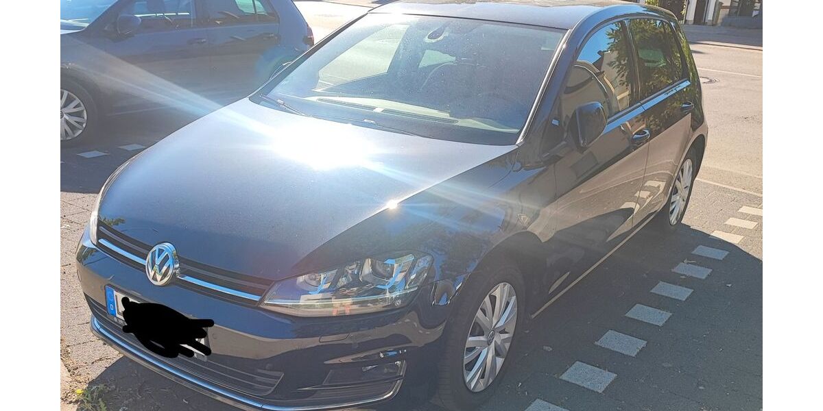 VW Golf 148.000 km 9.200 &euro; Bietigheim-Bissingen 74321